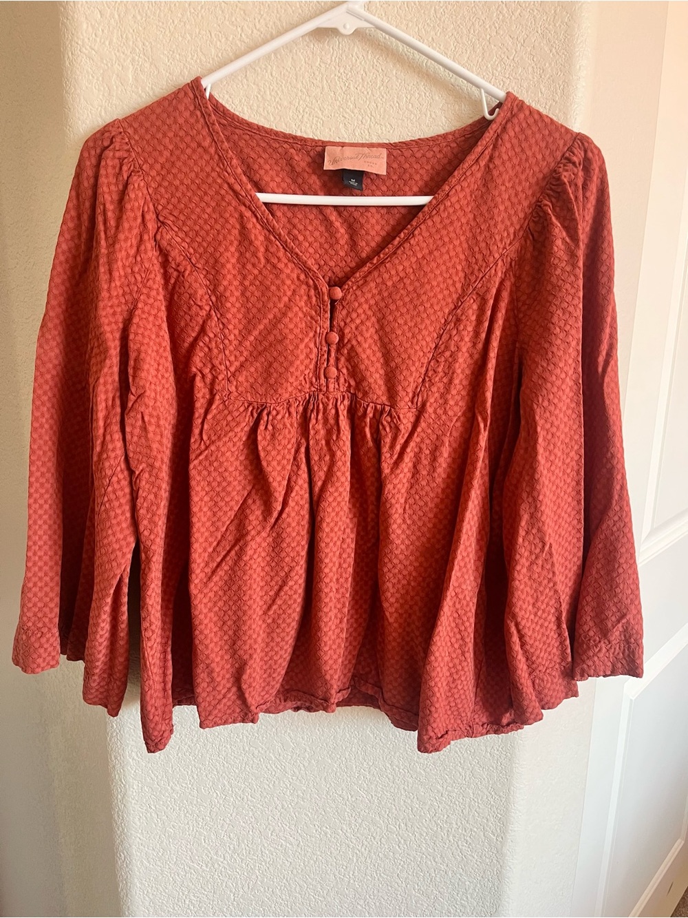 Universal Thread Rust Textured V-Neck Button Peasant Blouse